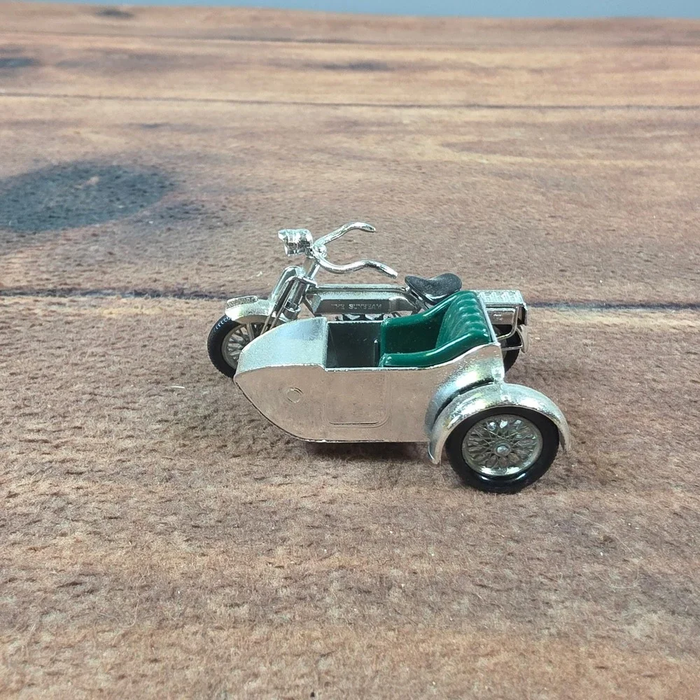 Matchbox Sunbeam Motor Cycle Y-8 Silver Good 1914 Models of Yesteryear Boxed